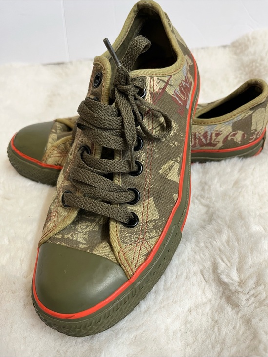 Converse All Stars Other - CONVERSE Chuck Taylors Low Shoes "CT Conversations" Mens Sz 4.5 Olive Green Rare